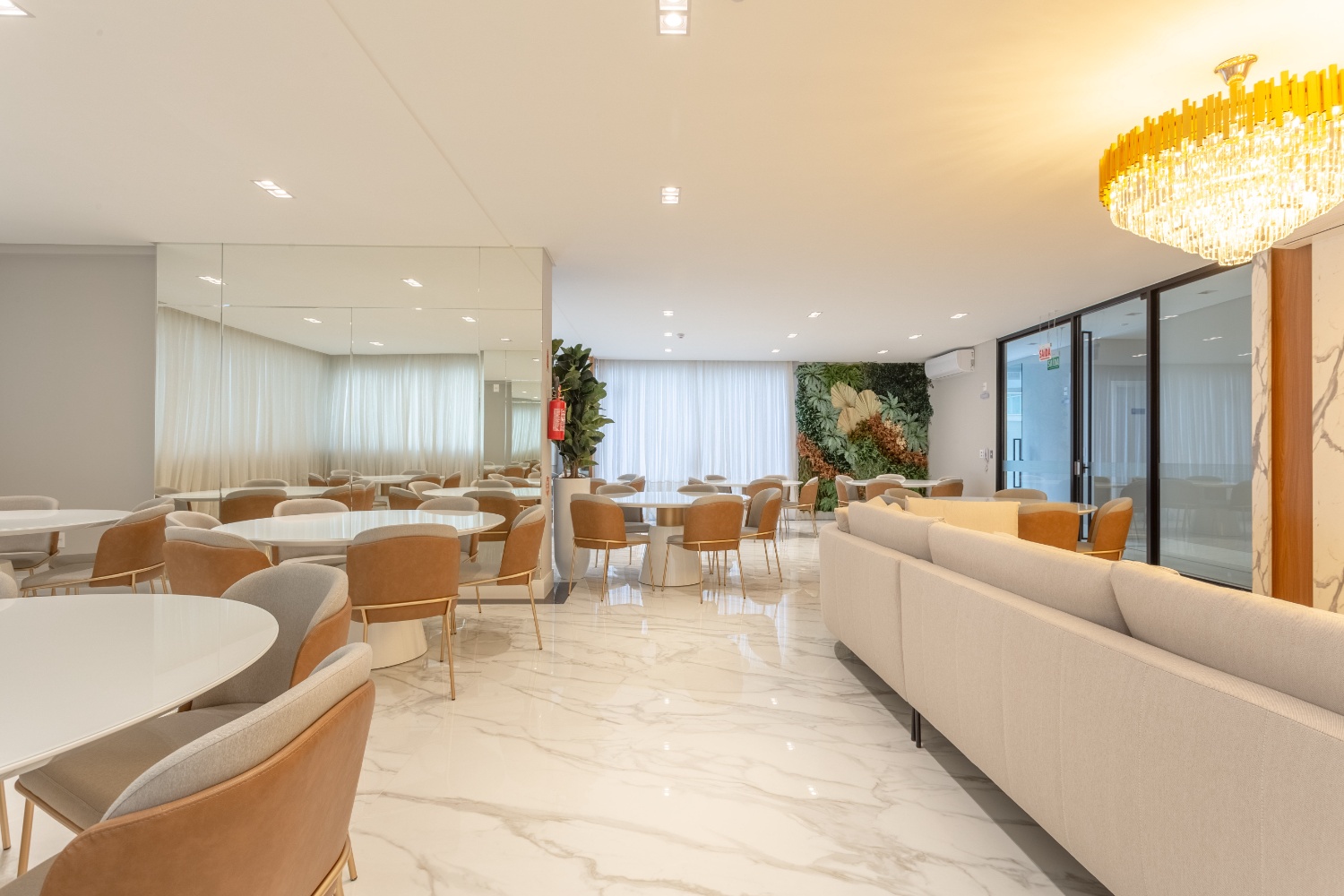 Apartamento no Edifício Dom Benedito em Itapema - foto 27