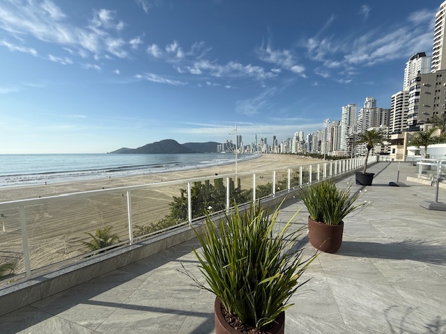 Apartamento no Edifício Imperatriz no Centro de Balneário Camboriú - foto 16