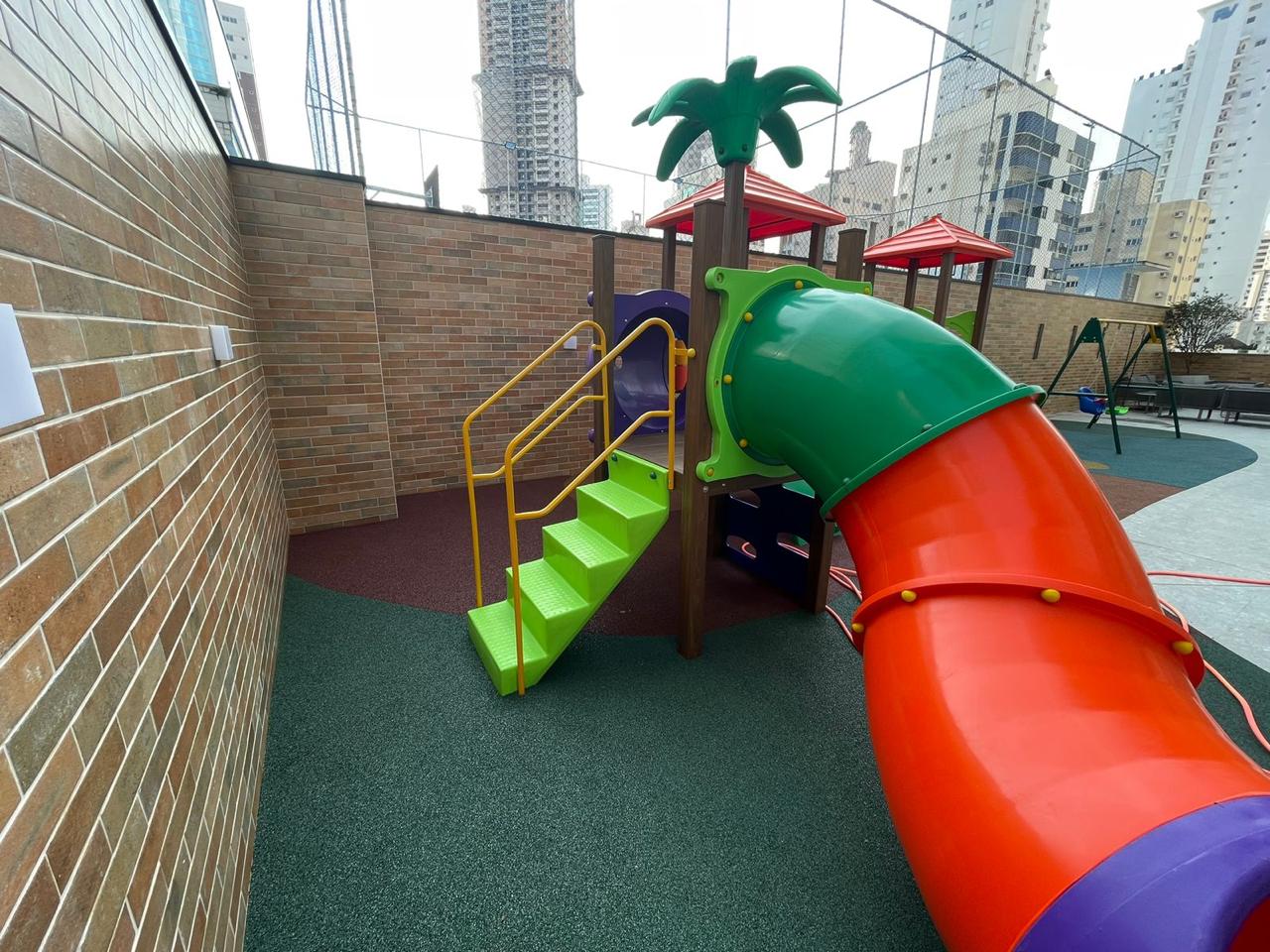 Apartamento no Edifício Sun Beach em Balneário Camboriú - foto 44