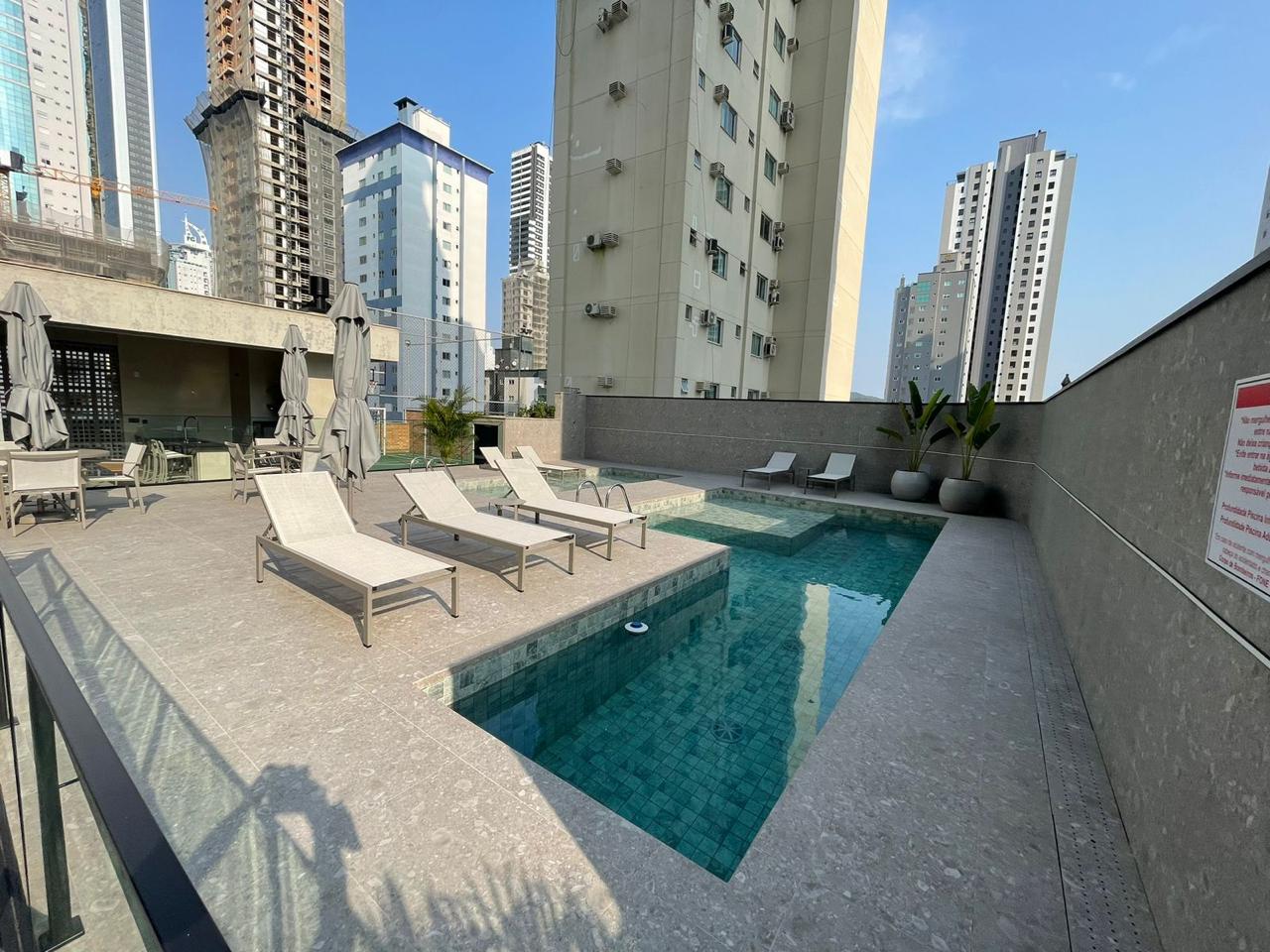 Apartamento no Edifício Sun Beach em Balneário Camboriú - foto 61
