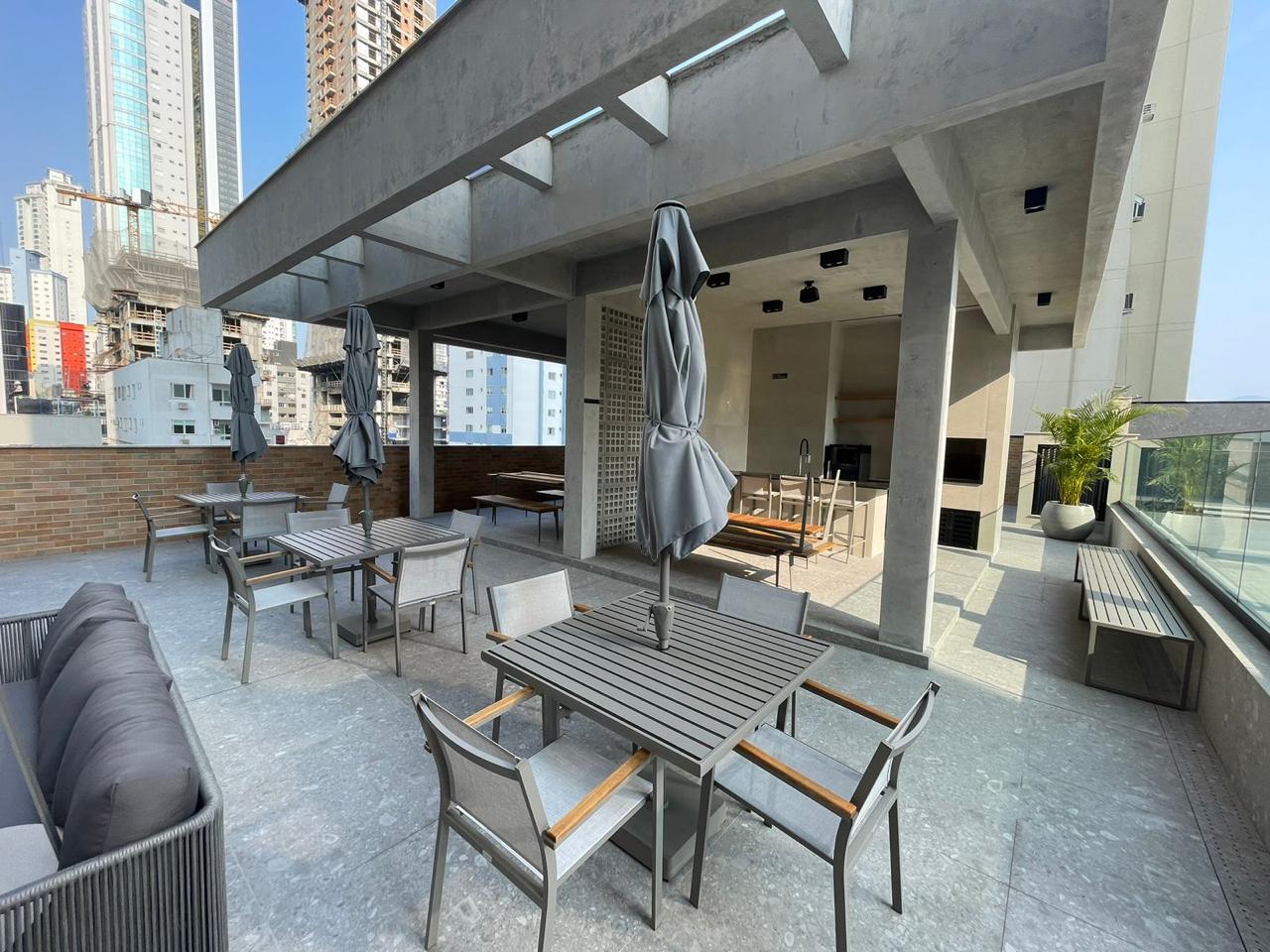 Apartamento no Edifício Sun Beach em Balneário Camboriú - foto 62