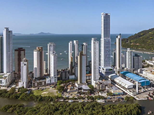 Apartamento no Edifício Tonino Lamborghini em Balneário Camboriú - foto 7
