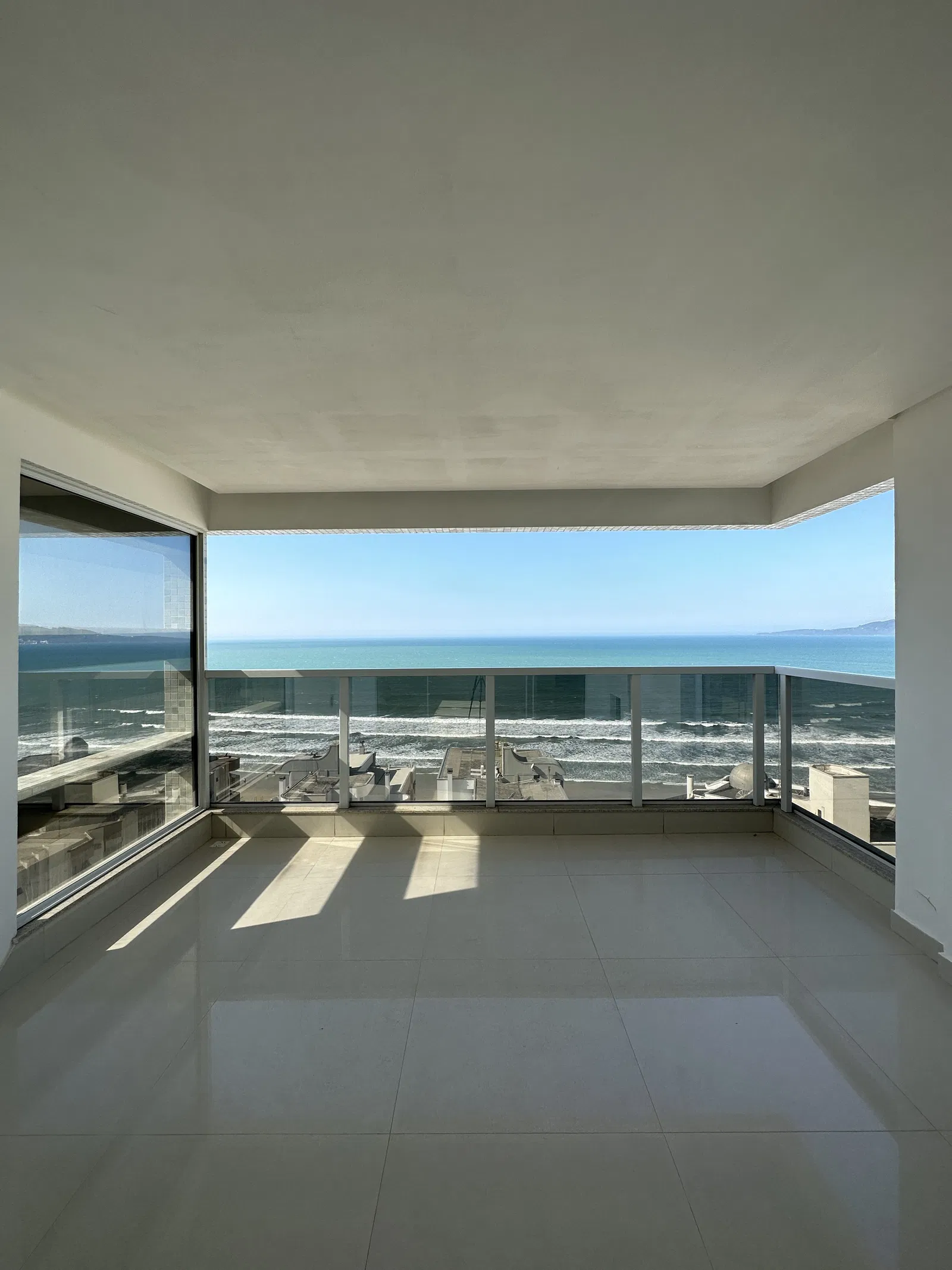 Abu Dhabi Residence - Apartamento no Ed. Abu Dhabi Residence em Meia Praia em Itapema
