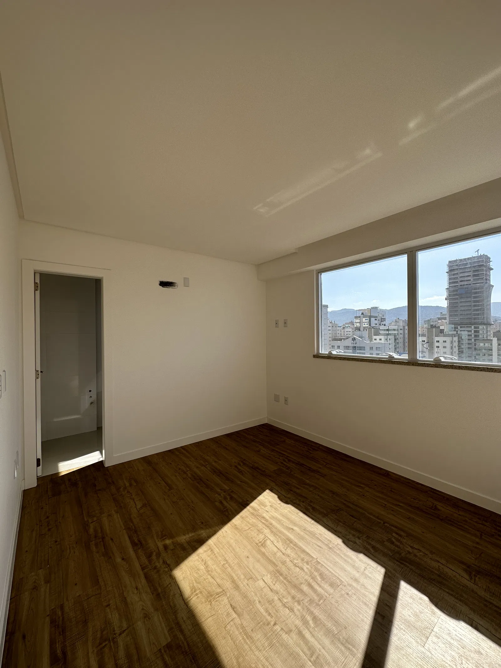 Abu Dhabi Residence - Apartamento no Ed. Abu Dhabi Residence em Meia Praia em Itapema