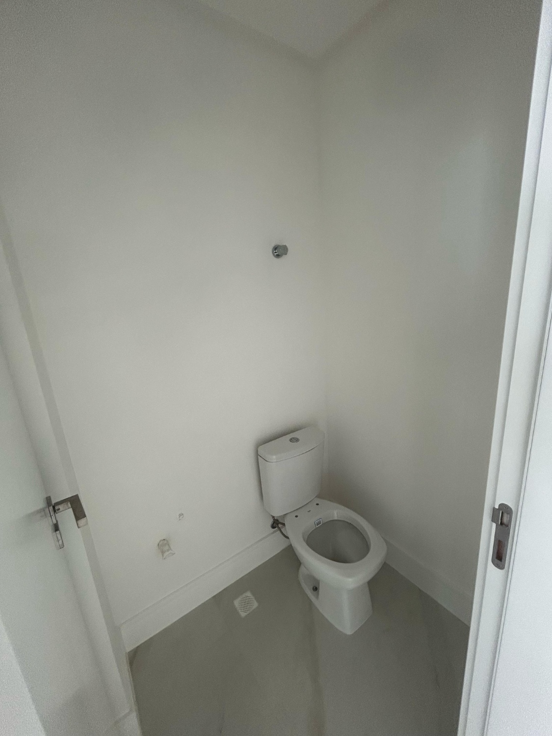 Apartamento no Edifício Ciro Dellagnelo em Itapema - foto 4