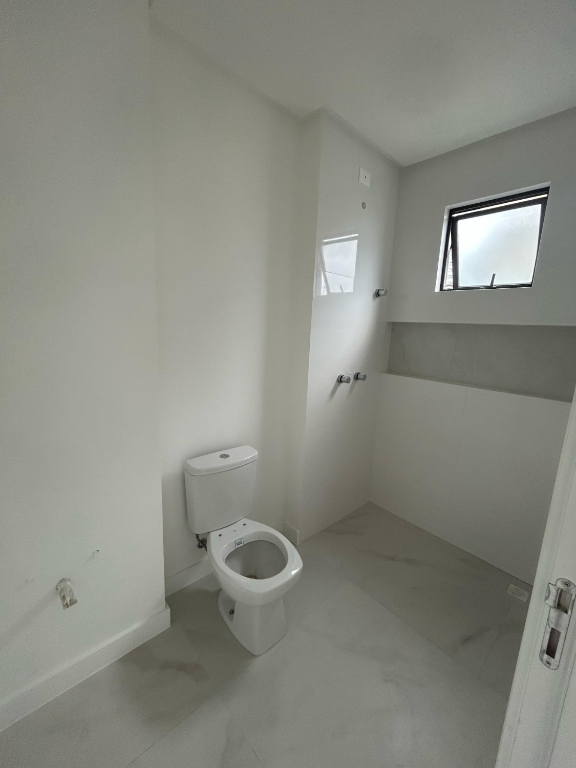 Apartamento no Edifício Ciro Dellagnelo em Itapema - foto 11