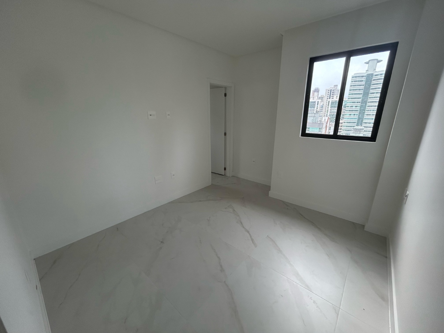 Apartamento no Edifício Ciro Dellagnelo em Itapema - foto 15