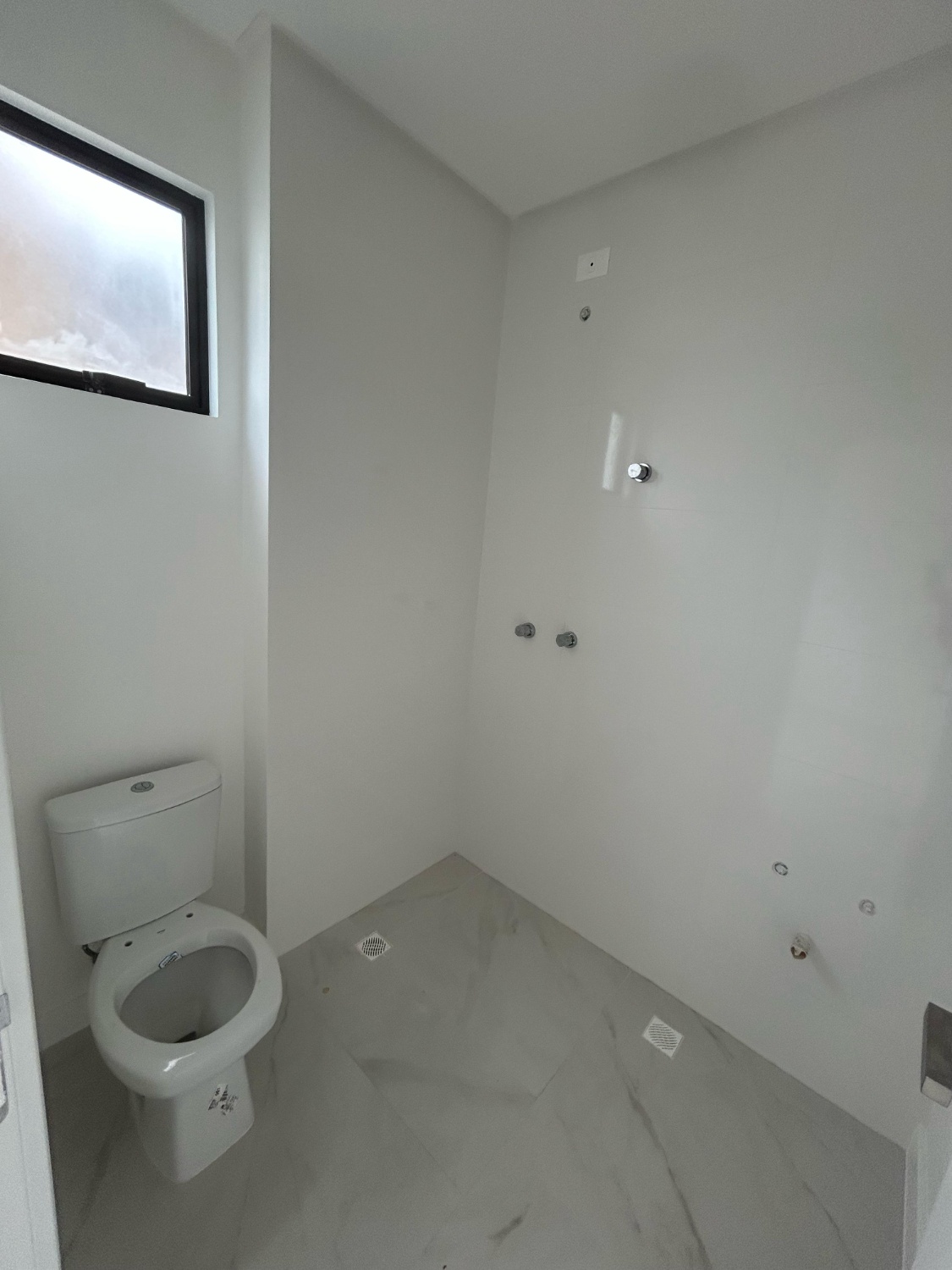 Apartamento no Edifício Ciro Dellagnelo em Itapema - foto 16