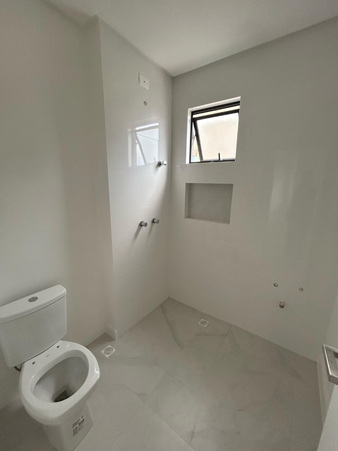 Apartamento no Edifício Ciro Dellagnelo em Itapema - foto 19