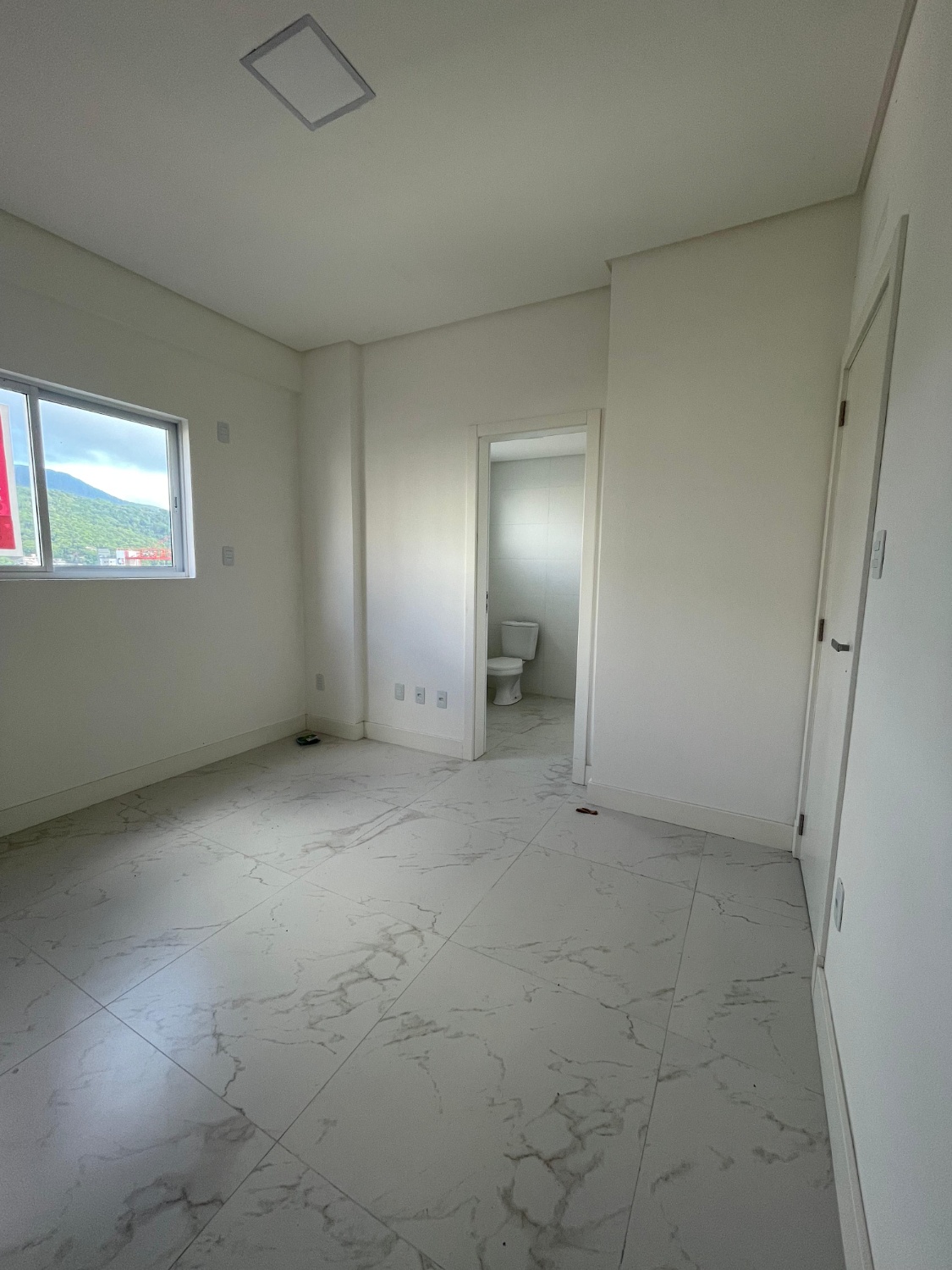 Apartamento no Edifício Le Premer em Itapema - foto 5
