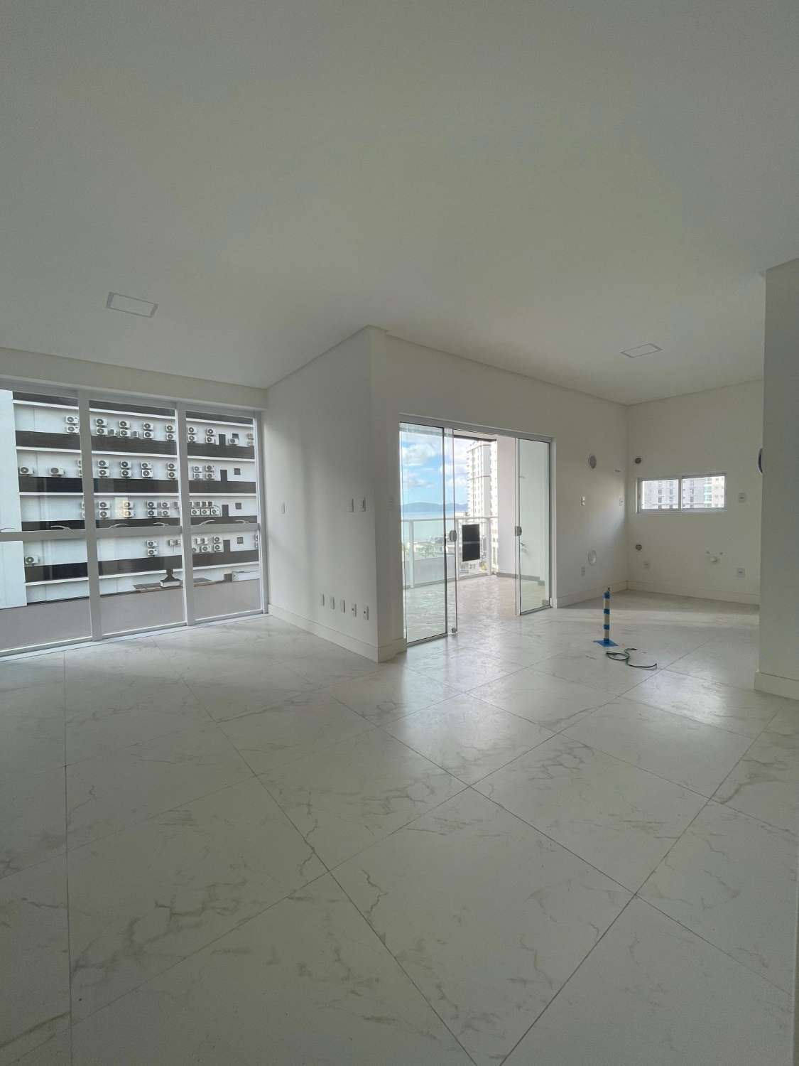 Apartamento no Edifício Le Premer em Itapema - foto 13