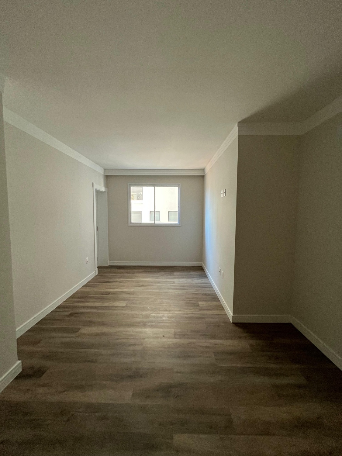 Apartamento no Edifício Arnou T. de Melo no Centro de Itapema - foto 3