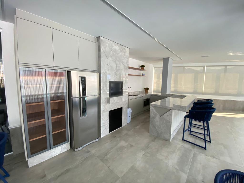 Apartamento no Edifício Arnou T. de Melo no Centro de Itapema - foto 18