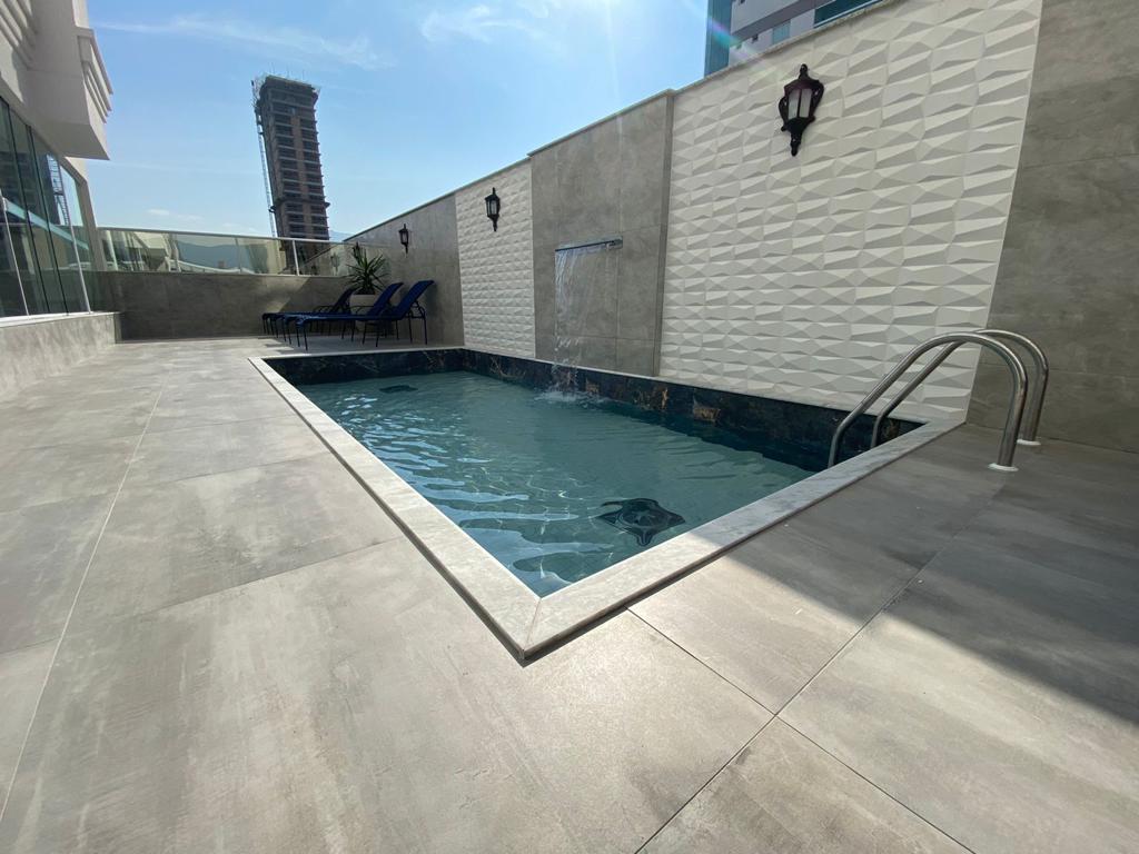 Apartamento no Edifício Arnou T. de Melo no Centro de Itapema - foto 19