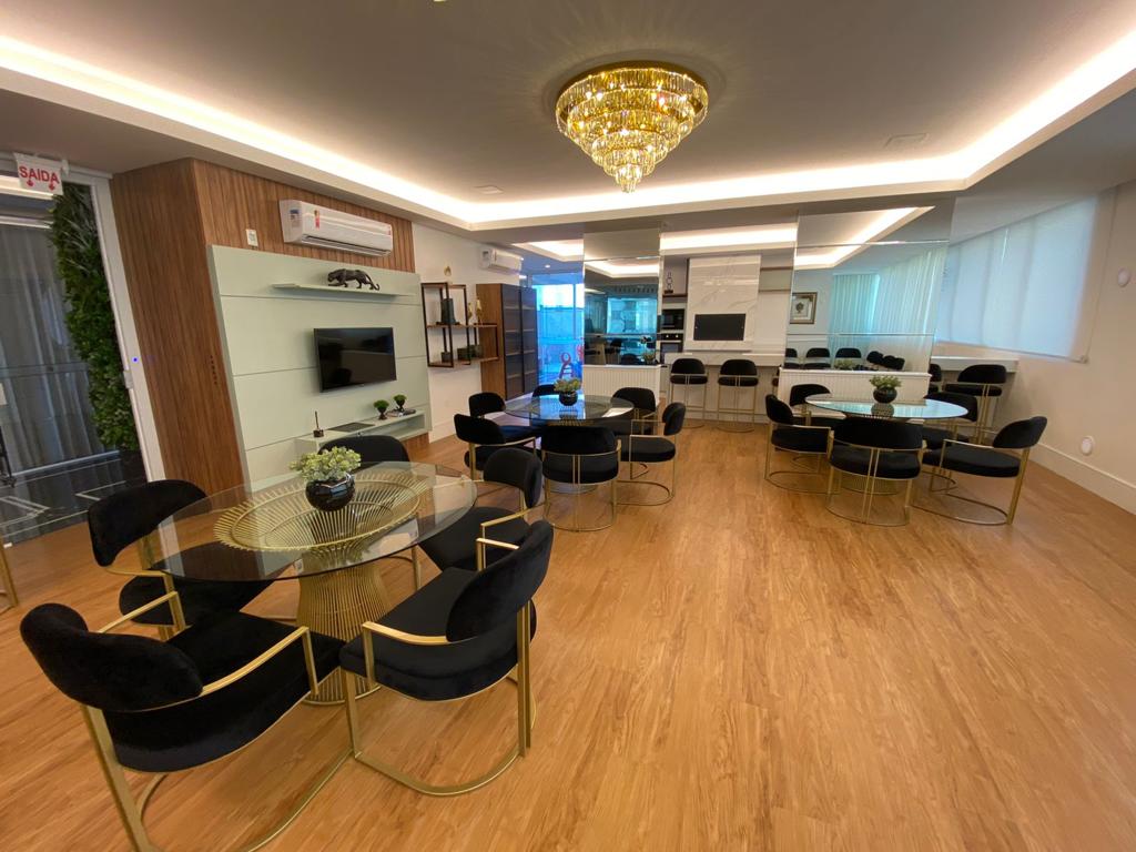 Apartamento no Edifício Arnou T. de Melo no Centro de Itapema - foto 27