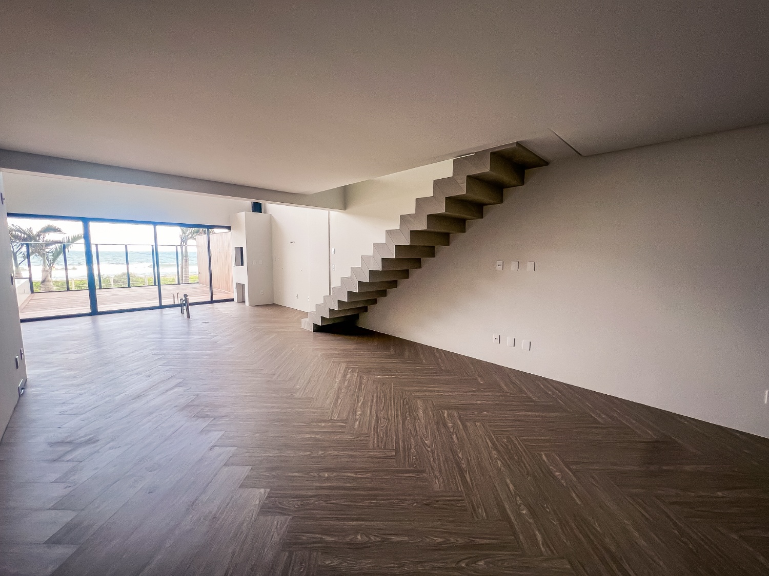 Apartamento Garden Duplex no Edifício Sunrise na Praia Brava - foto 3