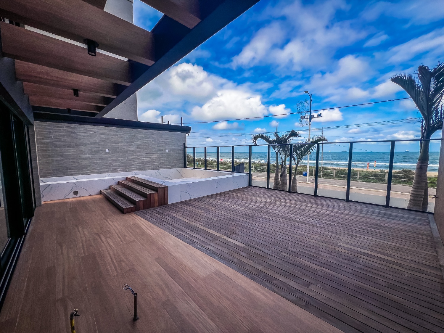 Apartamento Garden Duplex no Edifício Sunrise na Praia Brava - foto 32