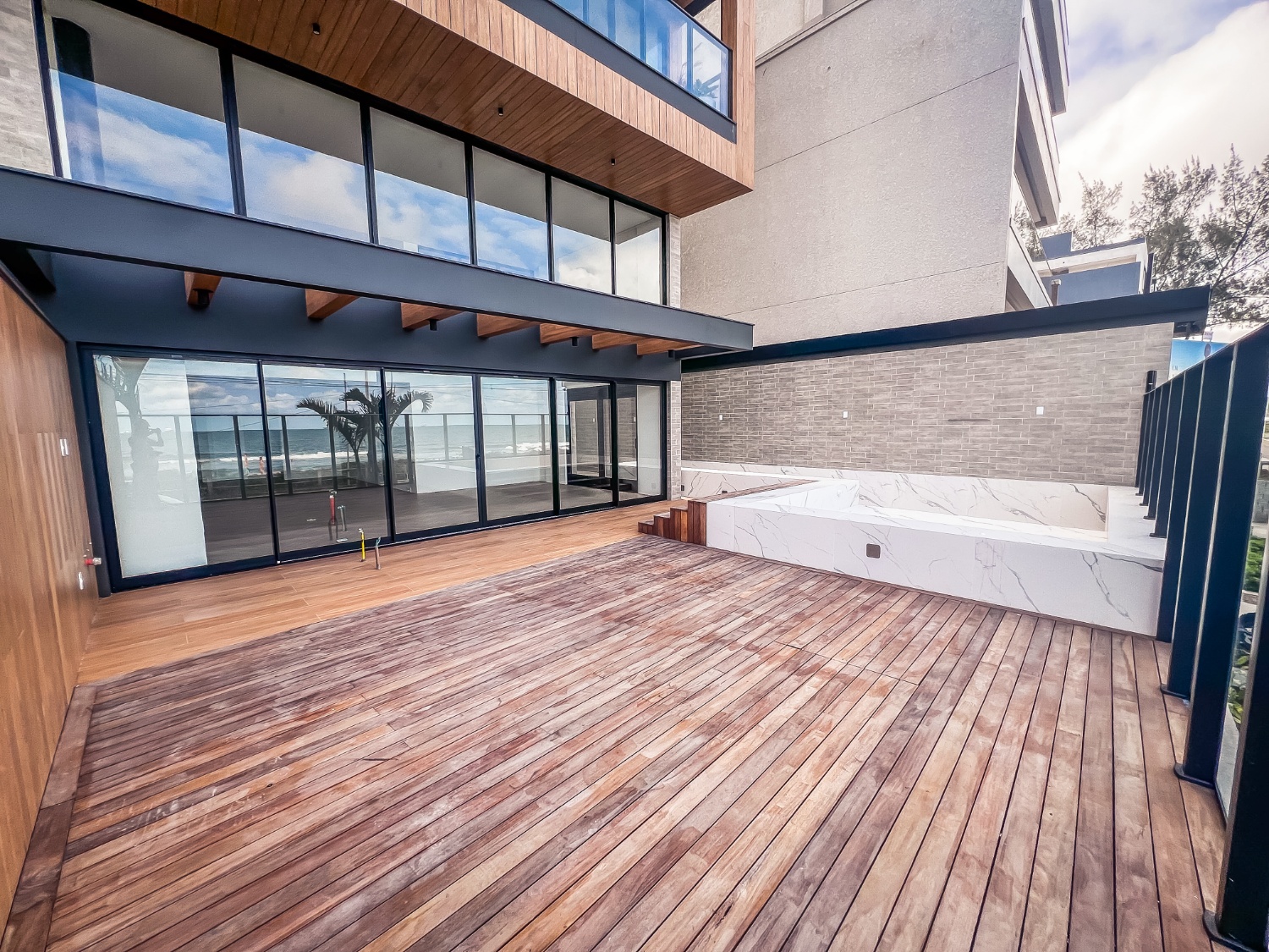 Apartamento Garden Duplex no Edifício Sunrise na Praia Brava - foto 33
