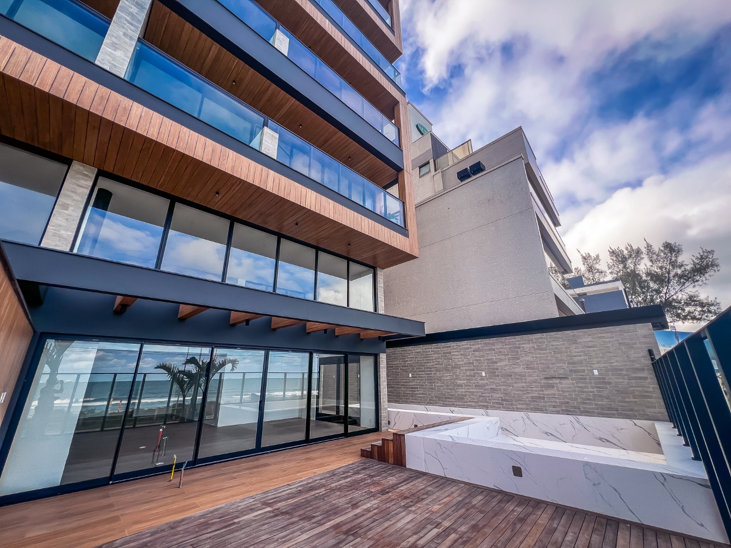 Apartamento Garden Duplex no Edifício Sunrise na Praia Brava - foto 34