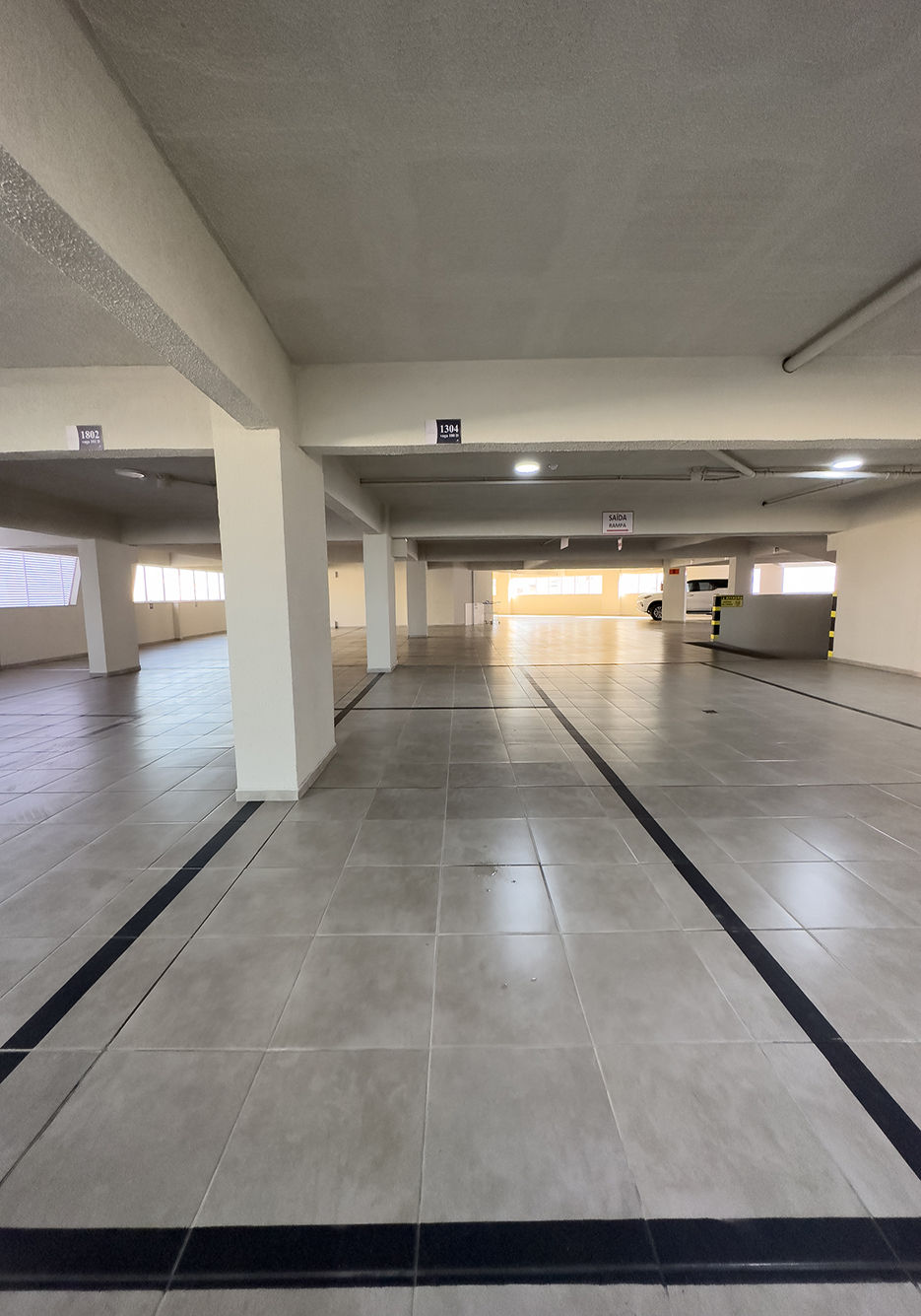 Apartamento no Edifício Garden Square em Itapema - foto 18
