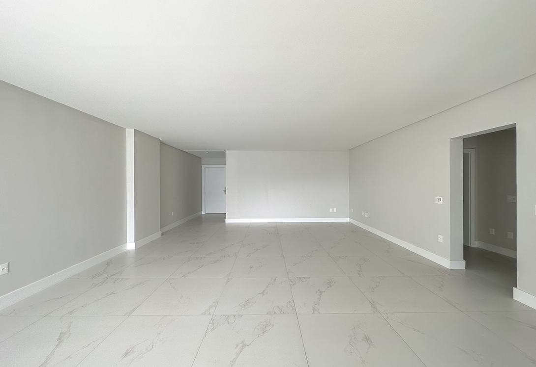 Apartamento no Edifício Garden Square em Itapema - foto 19