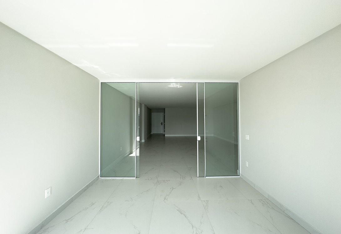 Apartamento no Edifício Garden Square em Itapema - foto 30