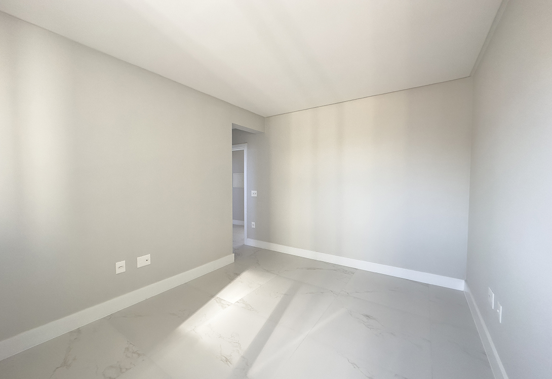Apartamento no Edifício Garden Square em Itapema - foto 35