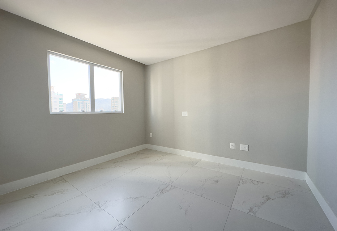 Apartamento no Edifício Garden Square em Itapema - foto 37