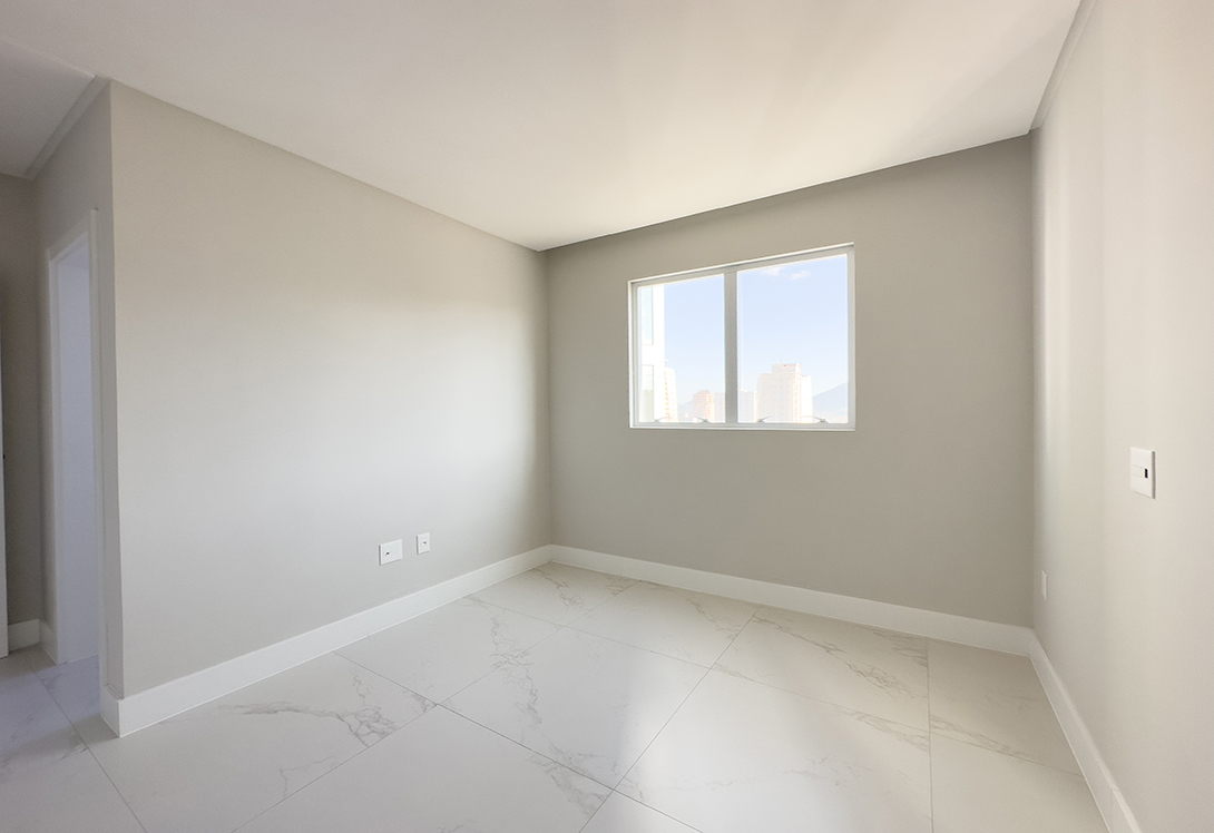 Apartamento no Edifício Garden Square em Itapema - foto 38
