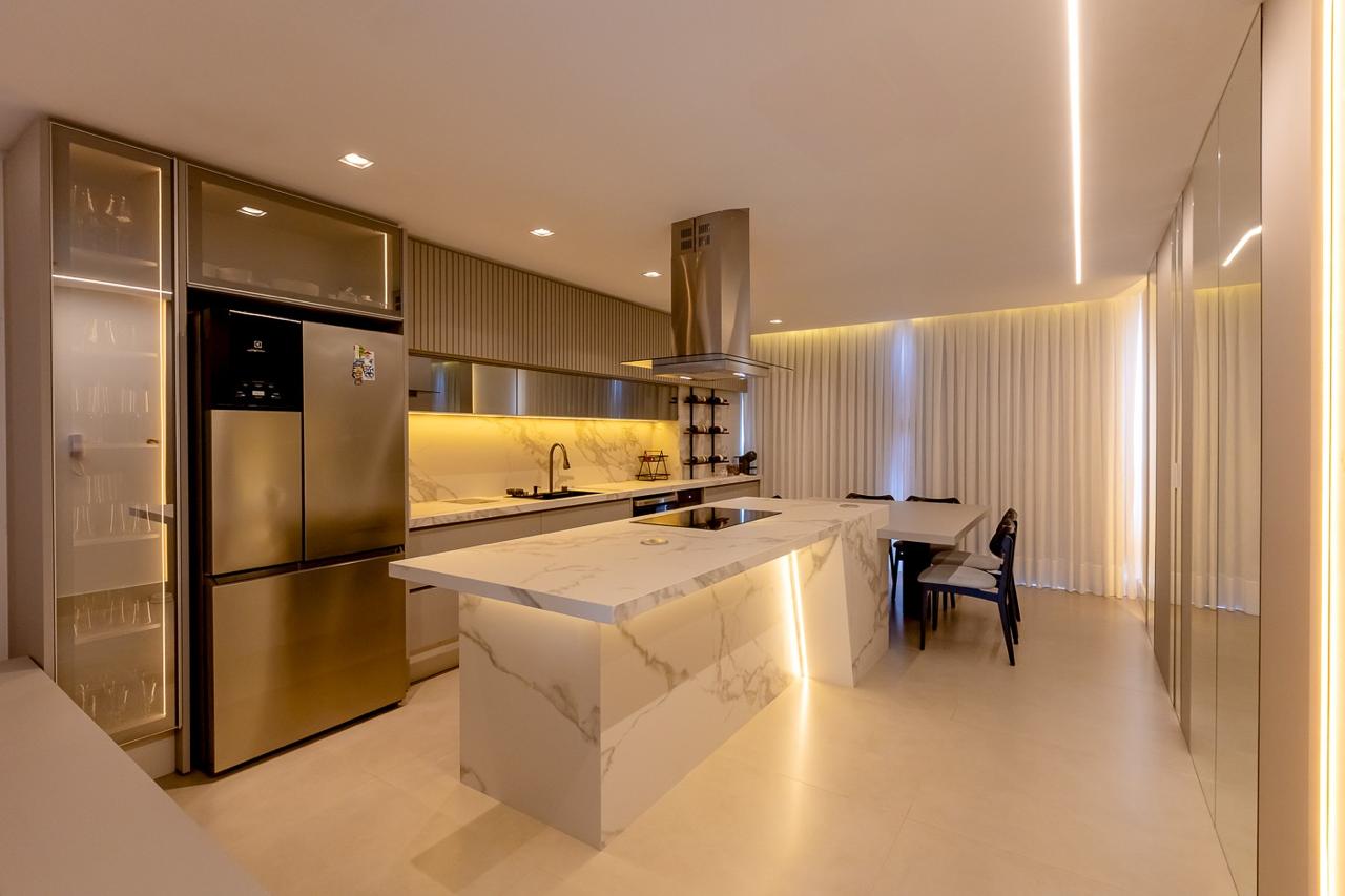 Cobertura Triplex no Edifício Unique na Praia Brava - foto 2