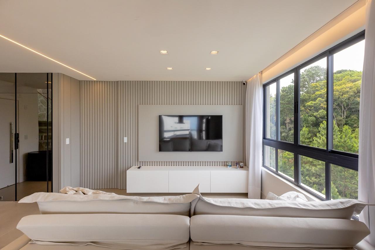 Cobertura Triplex no Edifício Unique na Praia Brava - foto 8