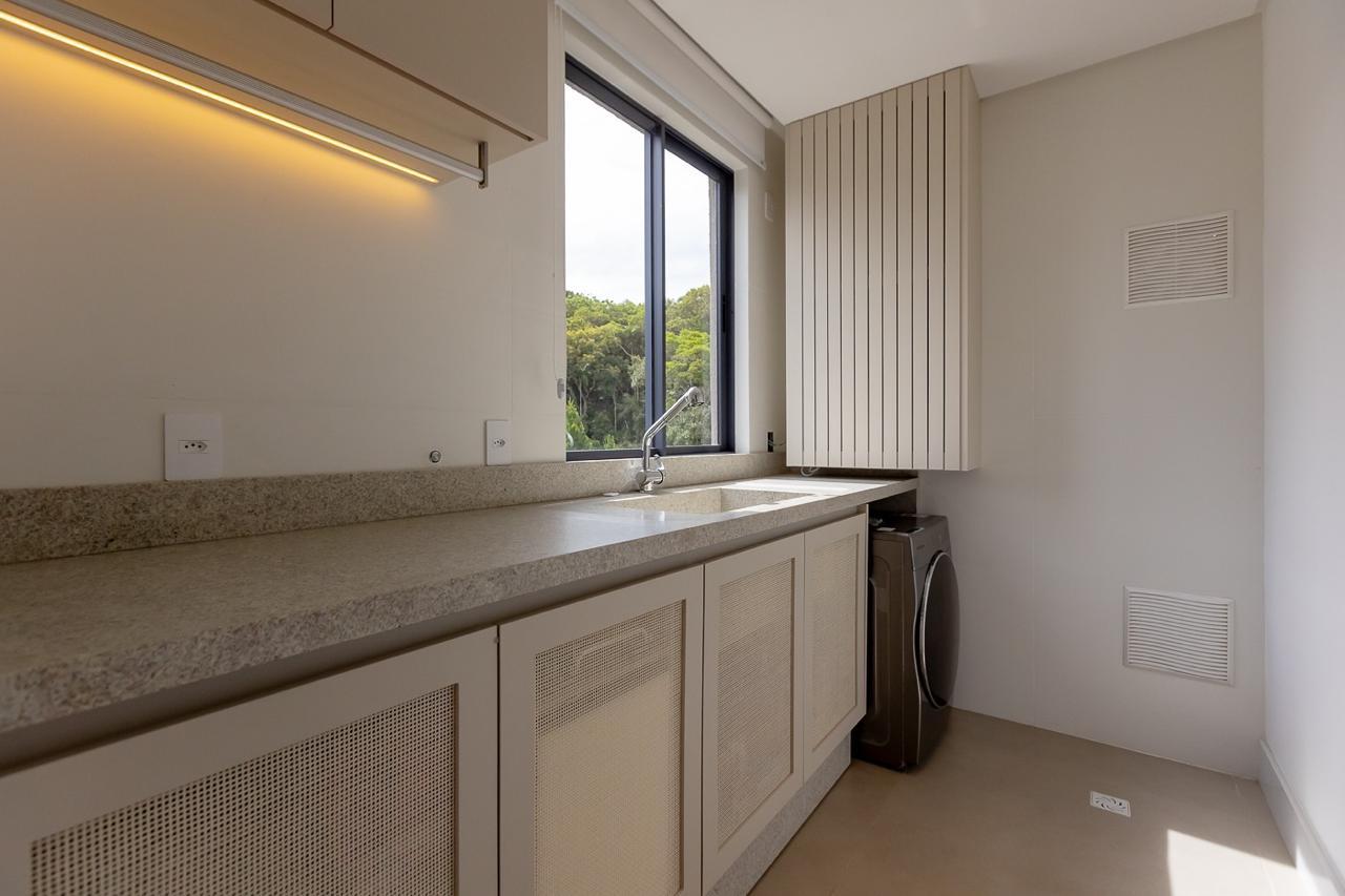 Cobertura Triplex no Edifício Unique na Praia Brava - foto 12