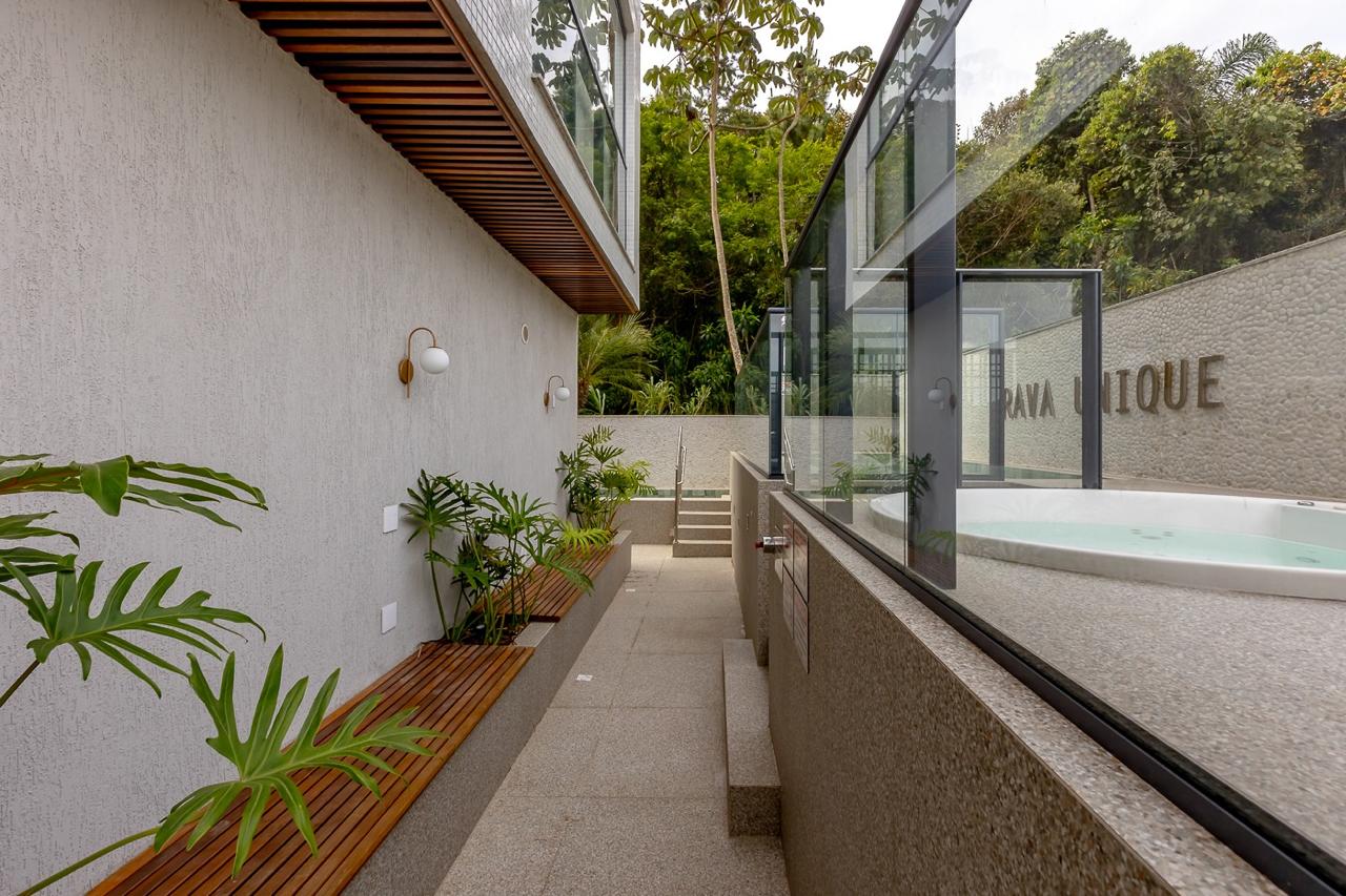 Cobertura Triplex no Edifício Unique na Praia Brava - foto 19