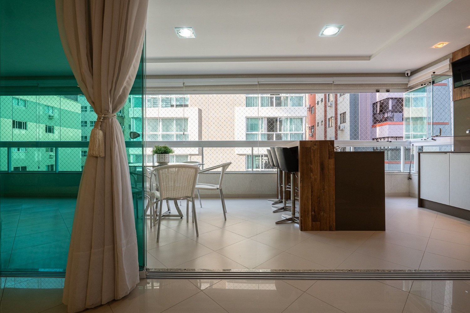Apartamento à venda no Edifício Villa do Mar em Itapema - foto 2