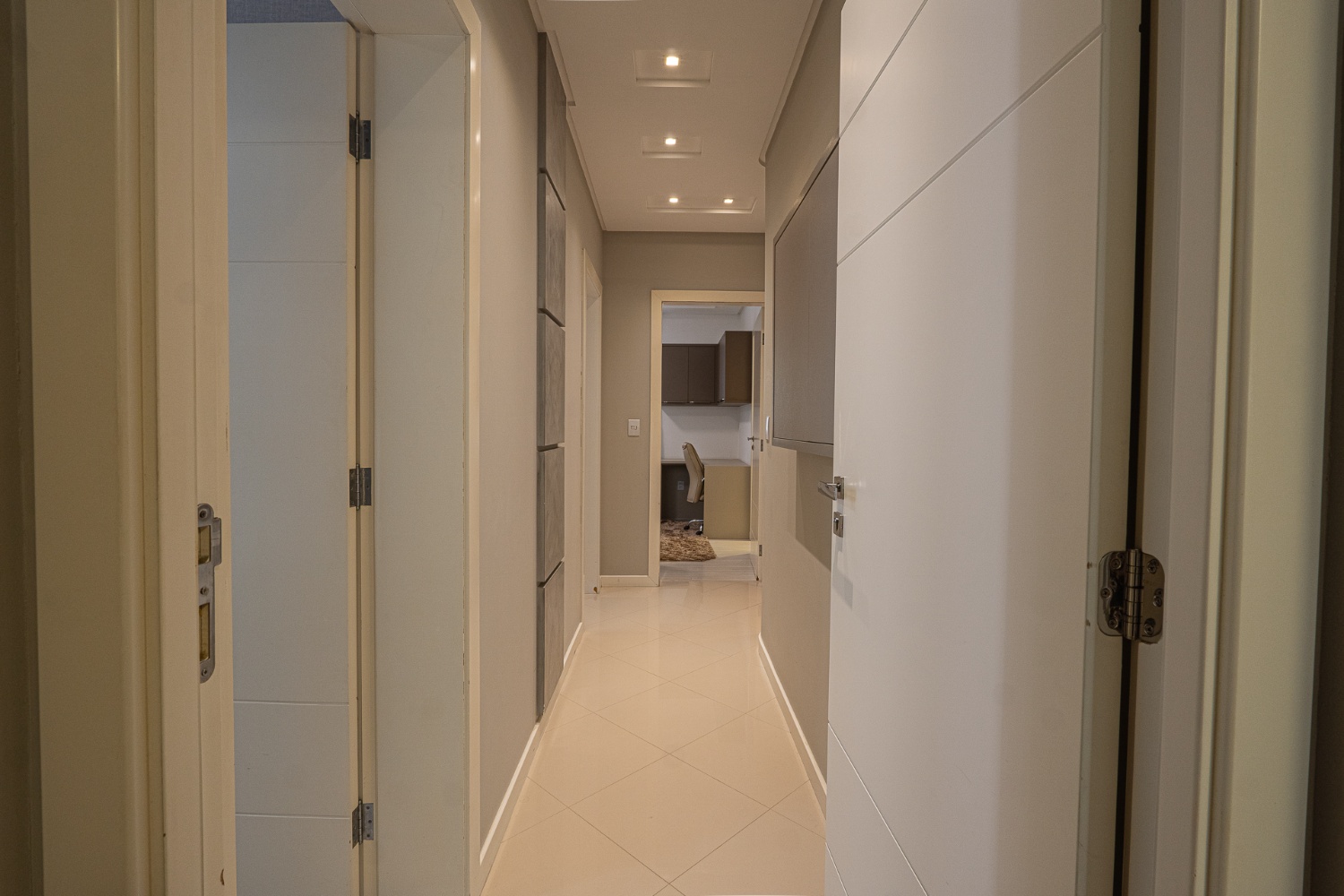 Apartamento à venda no Edifício Villa do Mar em Itapema - foto 32
