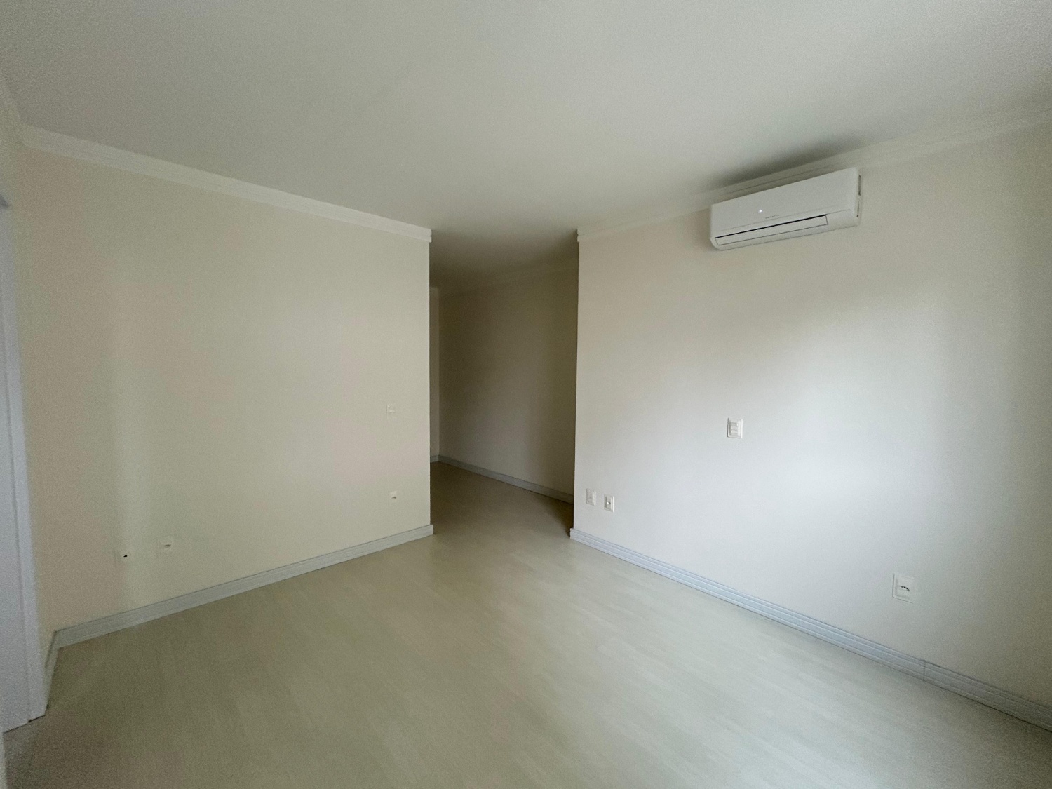 Apartamento no Edifício Jardim das Alamandas em Itapema - foto 20