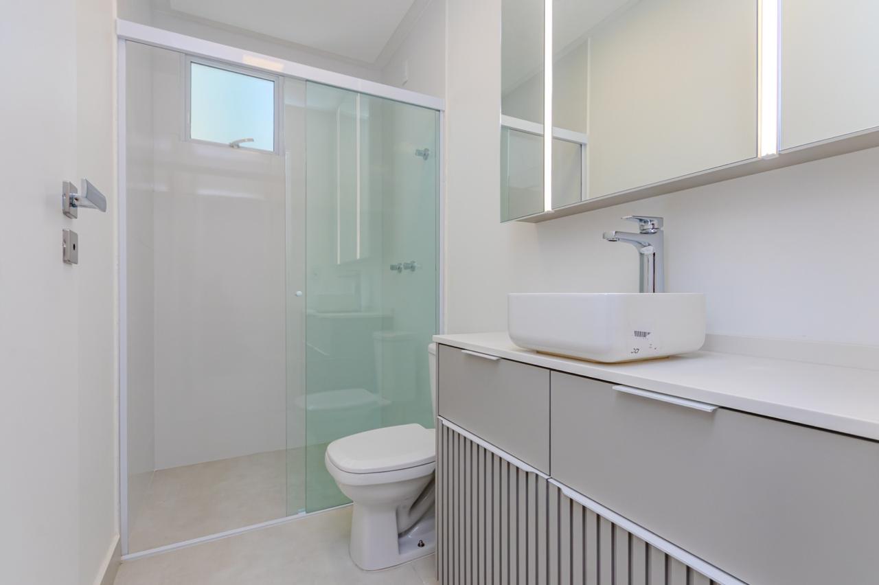 Apartamento no Edifício Place Vendôme em Itapema - foto 16