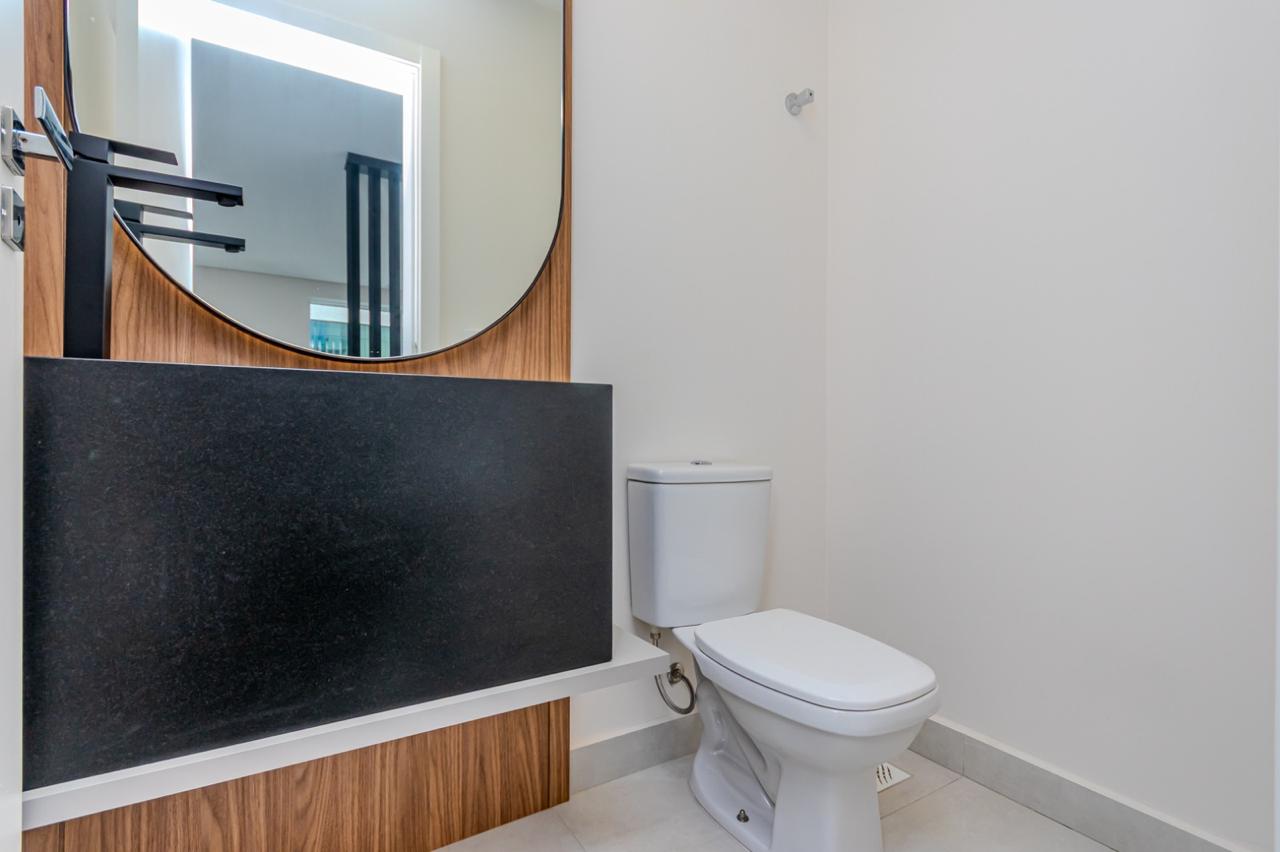 Apartamento no Edifício Place Vendôme em Itapema - foto 30