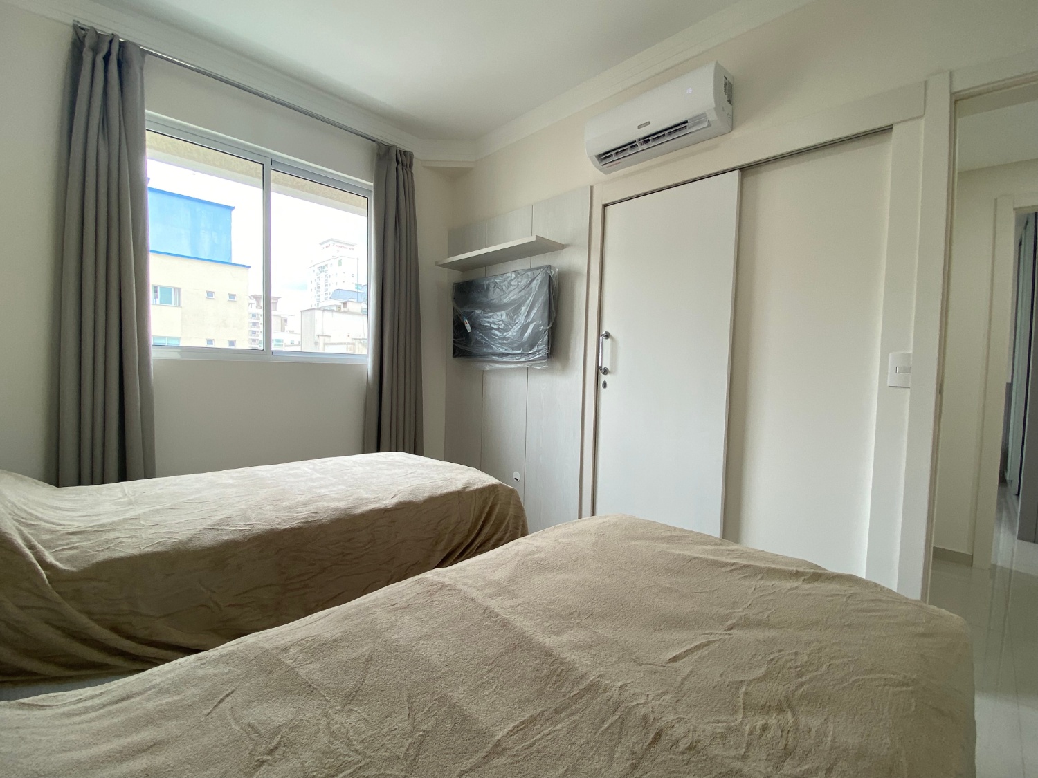 Apartamento no Edifício Central Tower em Itapema - foto 9