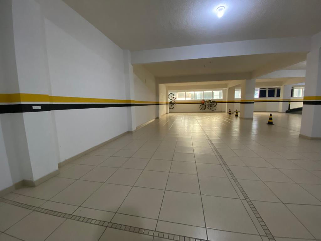 Apartamento no Edifício Central Tower em Itapema - foto 16