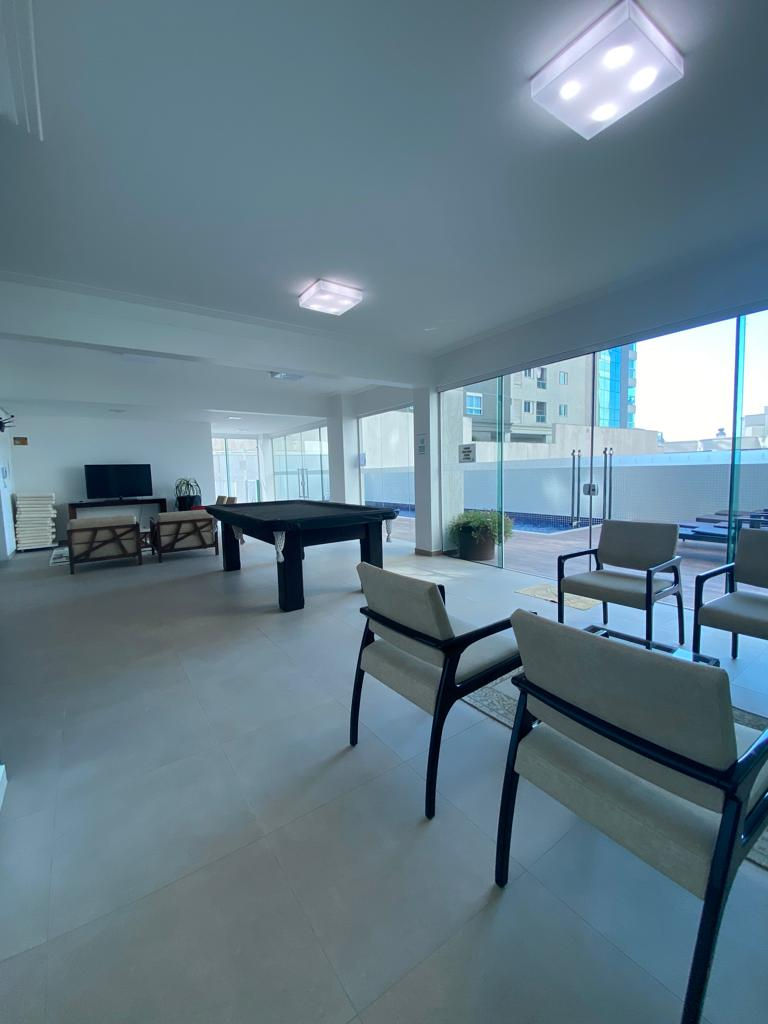 Apartamento no Edifício Central Tower em Itapema - foto 25