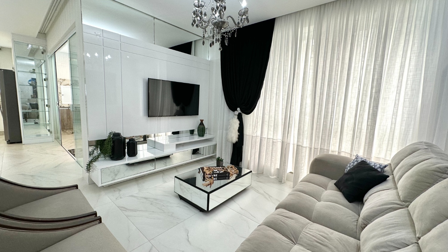 Apartamento no Edifício Zimmermann em Itapema - foto 2