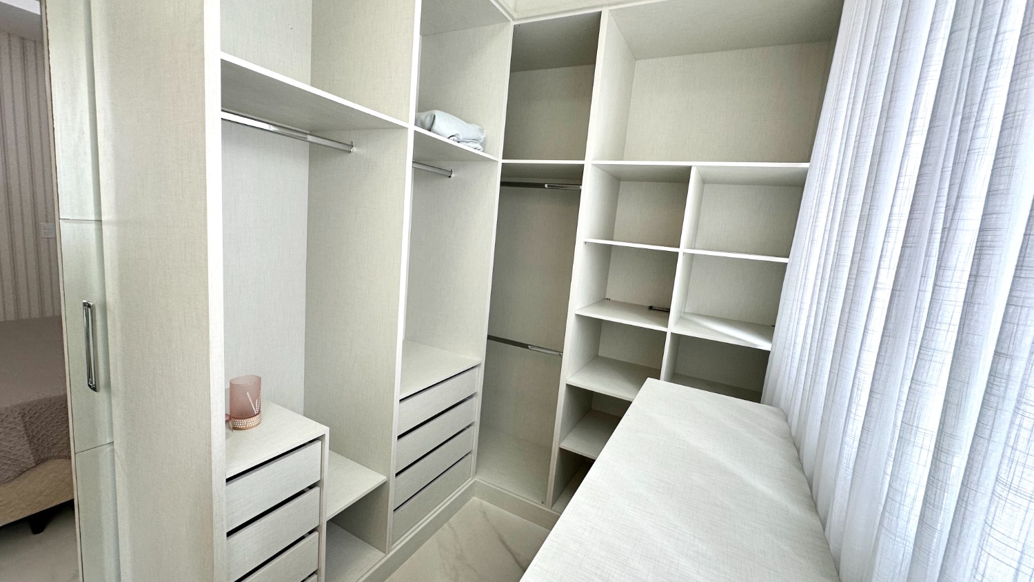 Apartamento no Edifício Zimmermann em Itapema - foto 12