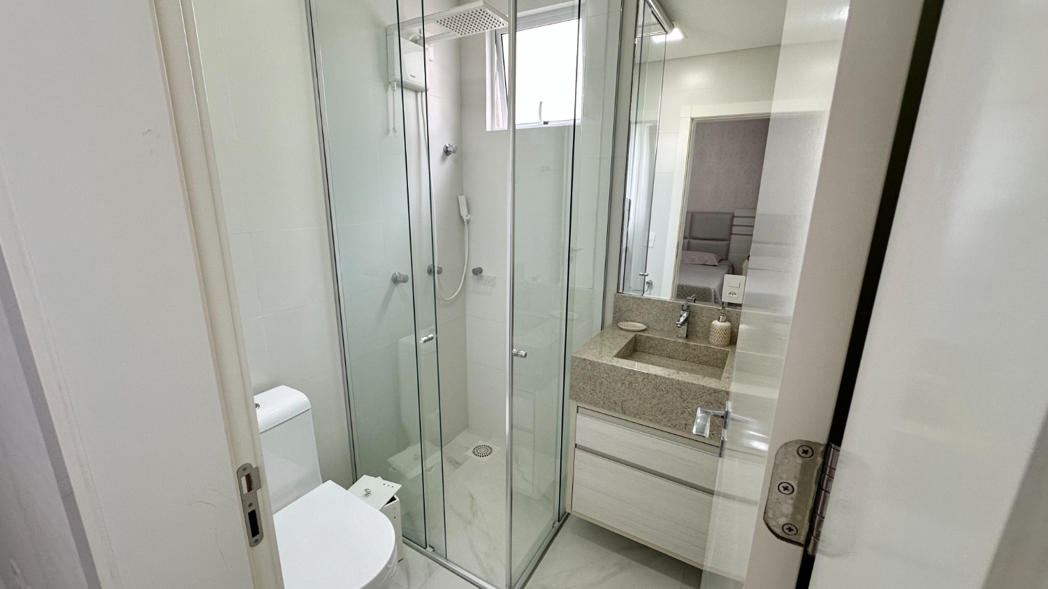 Apartamento no Edifício Zimmermann em Itapema - foto 14