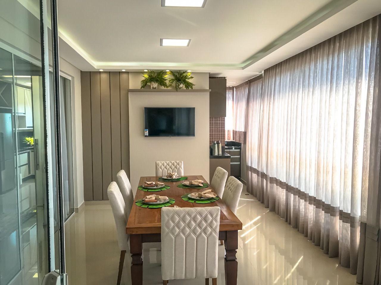 Apartamento no Edifício Luana Delagnello em Itapema - foto 2