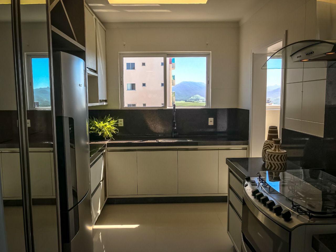 Apartamento no Edifício Luana Delagnello em Itapema - foto 7