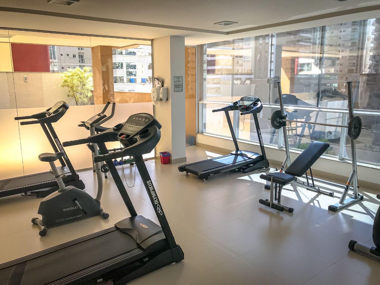 Apartamento no Edifício Luana Delagnello em Itapema - foto 12