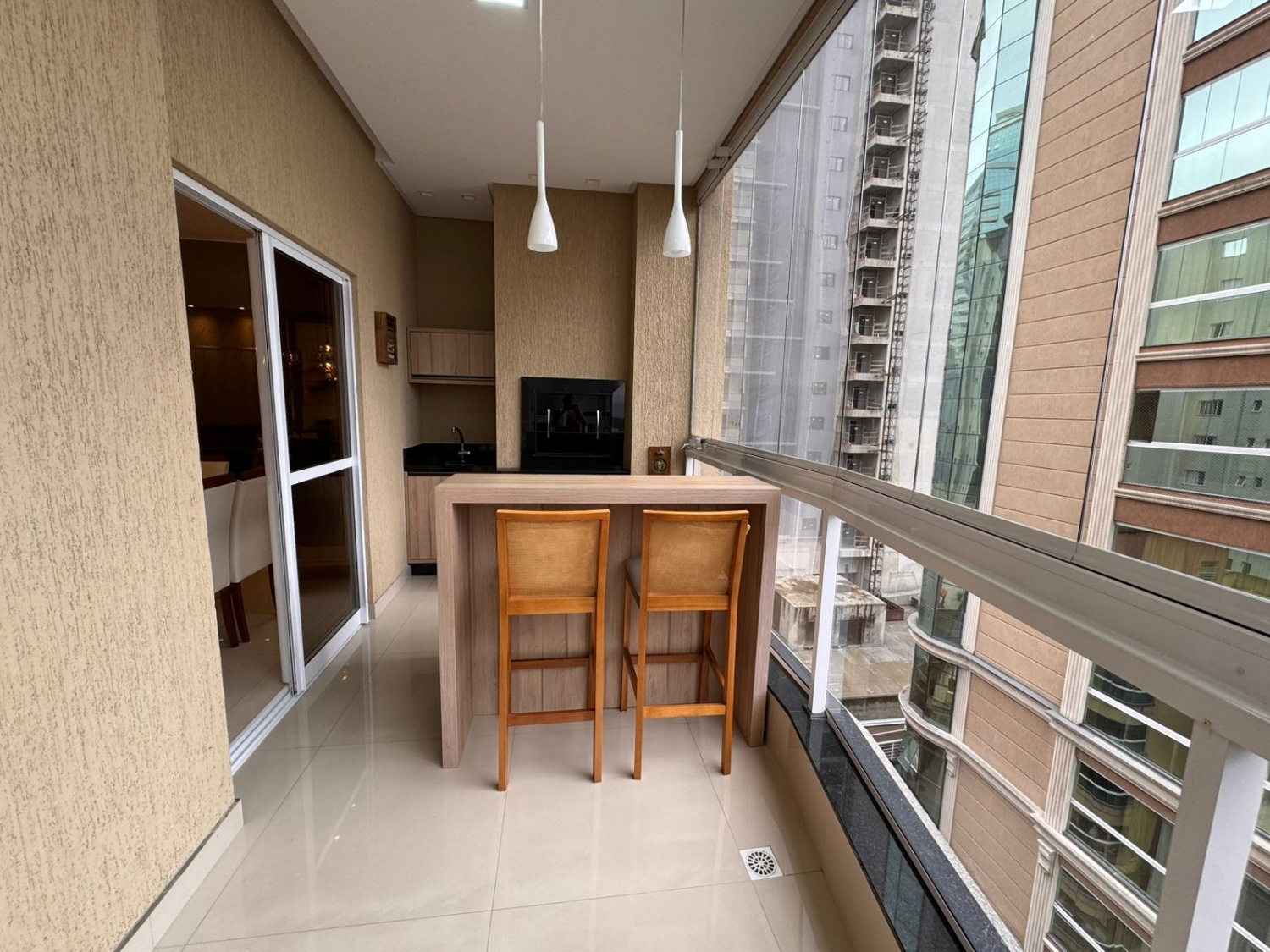 Apartamento no Edifício Imperador em Itapema - foto 9