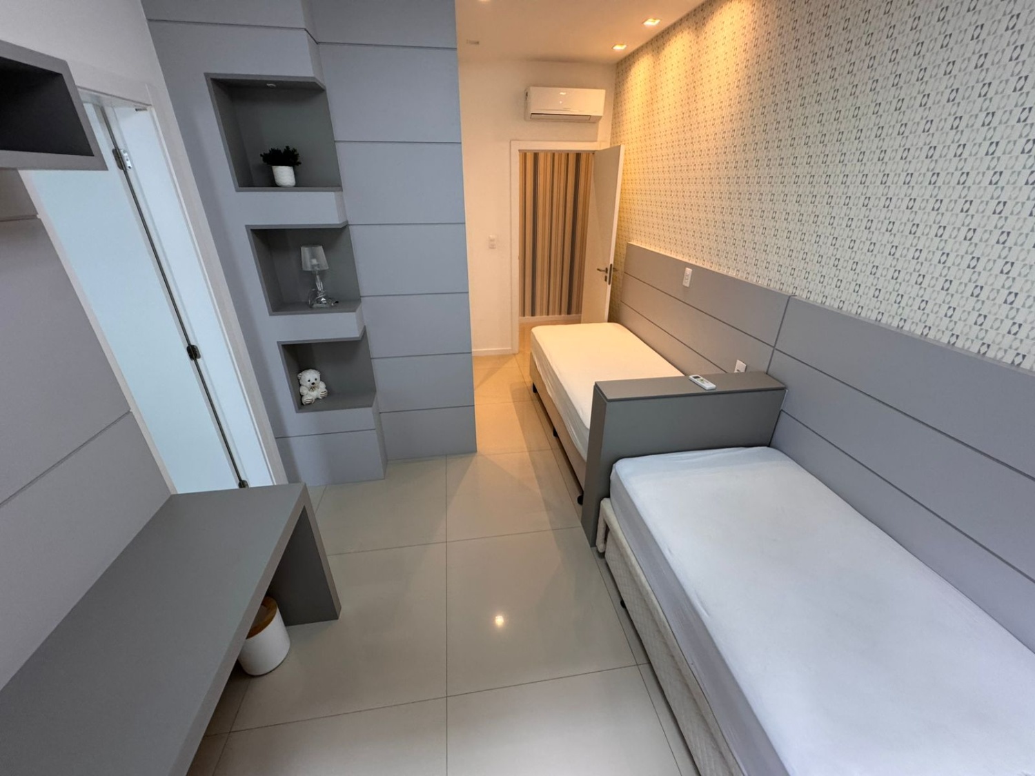 Apartamento no Edifício Imperador em Itapema - foto 16