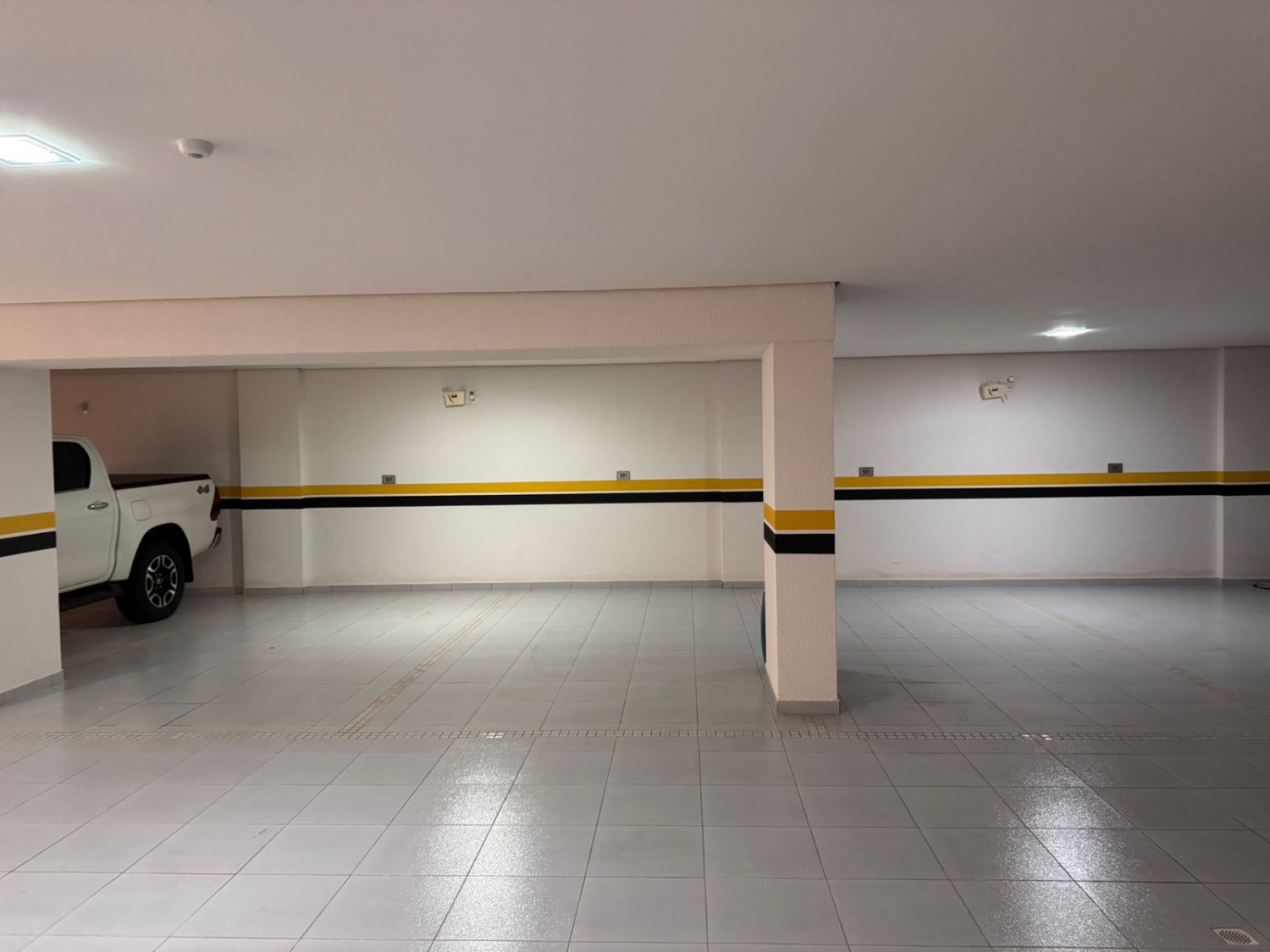 Apartamento no Edifício Imperador em Itapema - foto 18